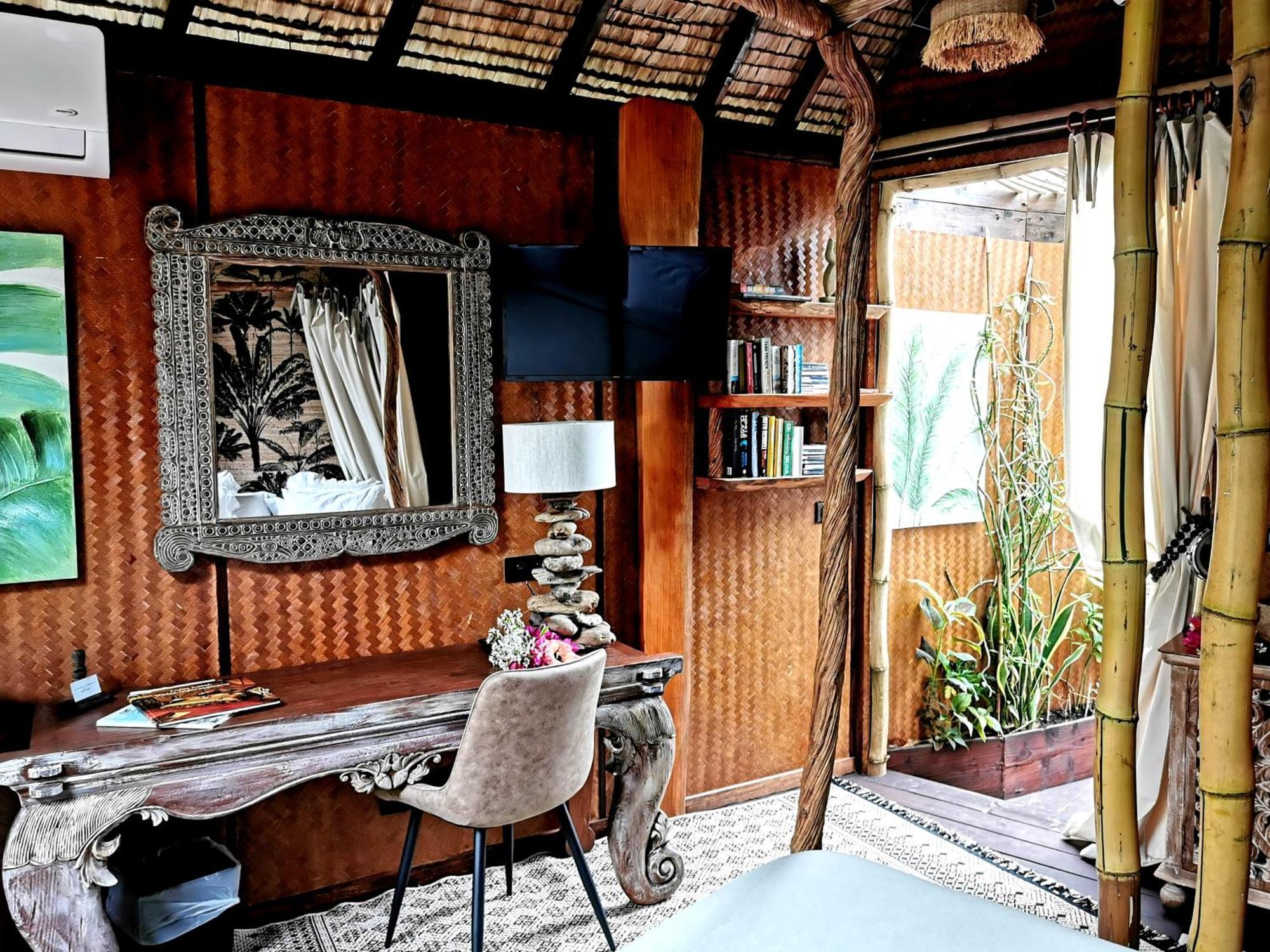 Hôtel Fenua Mata'i'oa Papetoai Esterno foto